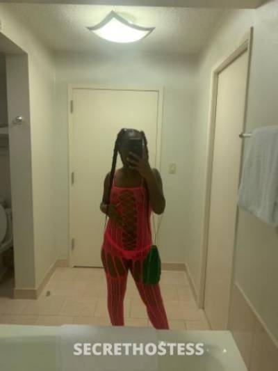 23 year old Escort in Atlanta GA 2 chocolate baddies facetime shows incalls