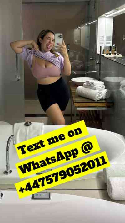 25Yrs Old Escort Size 10 56KG 156CM Tall Watford Image - 1