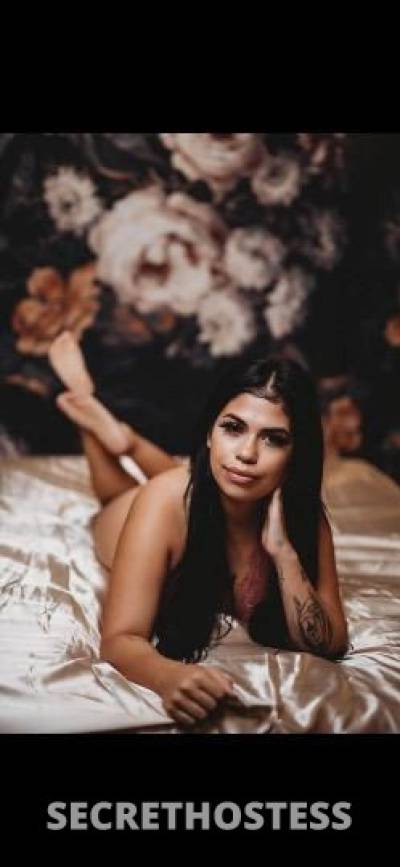 20 year old Latino Escort in Madison WI Beauty queen latina