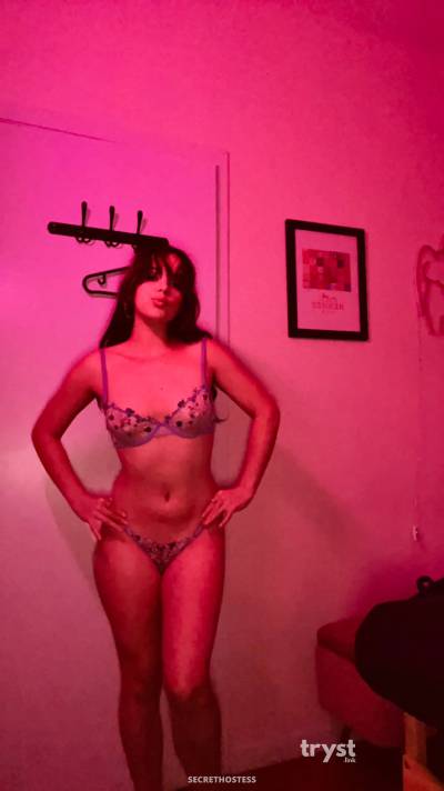 Penny 20Yrs Old Escort Size 8 Manhattan NY Image - 20