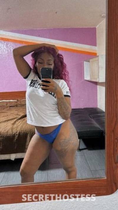 26 year old Escort in Oakland CA Chocolate girl . Come see me daddy