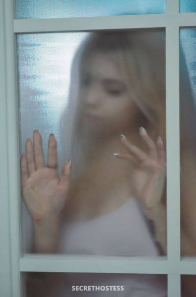 19 Year Old Escort Dubai Blonde - Image 6