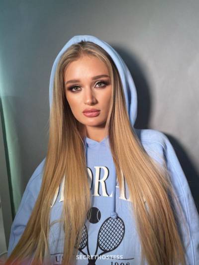 21 Year Old Russian Escort Dubai Blonde - Image 3