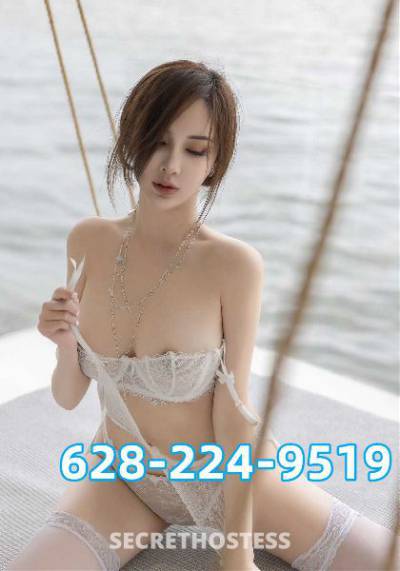 22 Year Old Asian Escort Sacramento CA - Image 4