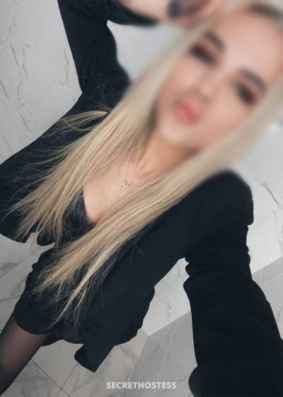 23 Year Old Russian Escort Dubai Blonde - Image 6