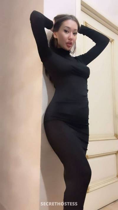 23 Year Old Russian Escort Dubai Brunette - Image 1