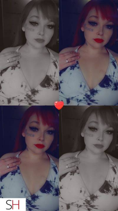 25 year old Caucasian Escort in Winnipeg Your favorite party n play girl savannah -transcona incall