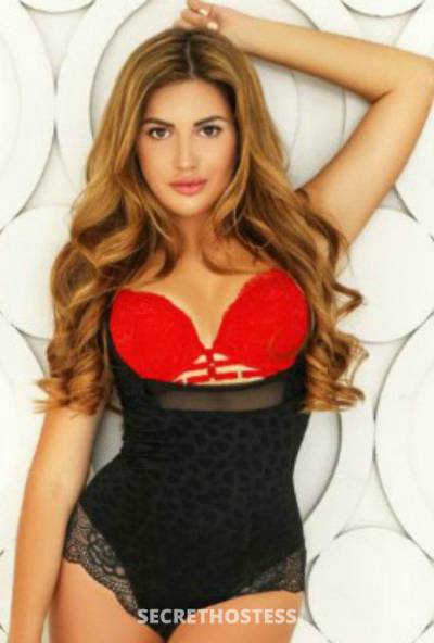 25 year old Escort in Dubai Deluxe Escort Alika's Best BJ