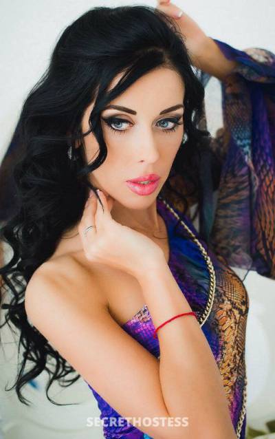 26 year old Escort in Dubai Unleash Your Desires Lumna, Polish Escort For Unforgettable 