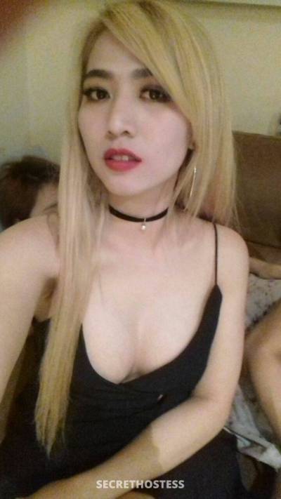 28 Year Old Asian Escort Dubai Blonde - Image 4