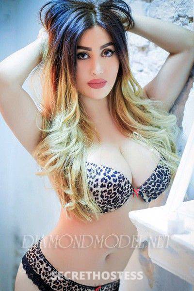 28 Year Old Middle Eastern Escort Dubai Brunette - Image 7