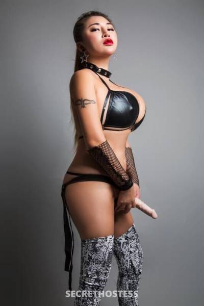 29 Year Old Asian Escort Dubai Blonde - Image 6