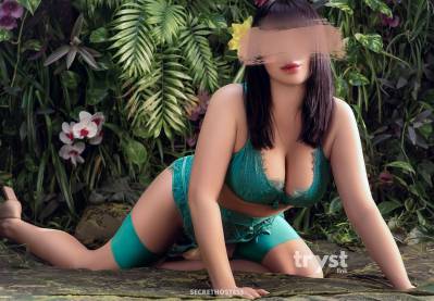 30 Year Old Caucasian Escort Montreal Brunette - Image 4