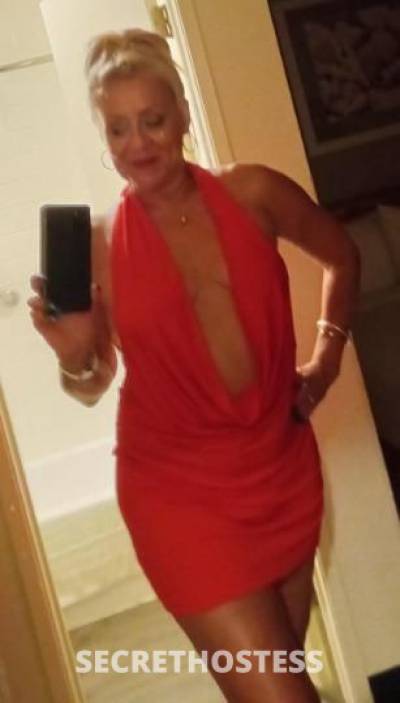 Evie 51Yrs Old Escort Canton OH Image - 3