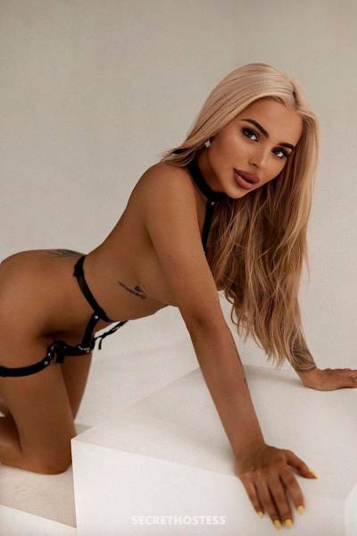26 Year Old Ukrainian Escort Dubai Blonde - Image 5