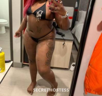 Beautiful Mature Thick Juicy South Baddie in Milwaukee WI