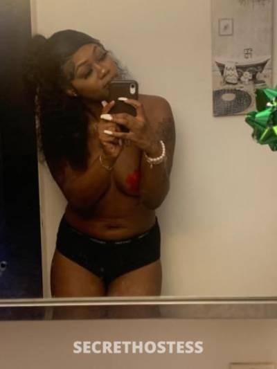 24 year old Escort in Racine WI seek men and women