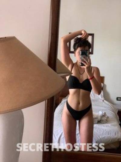 Zara 23Yrs Old Escort 162CM Tall Dubai Image - 1