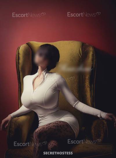 18 Year Old Indian Escort Lahore - Image 1
