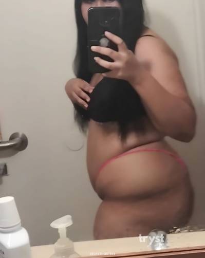 20Yrs Old Escort Size 8 Honolulu HI Image - 2