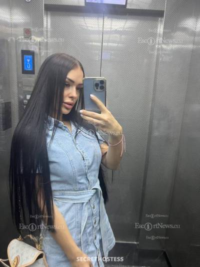 21 Year Old European Escort Riyadh Brunette - Image 7