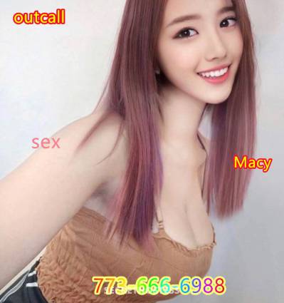 22Yrs Old Escort 162CM Tall Chicago IL Image - 1