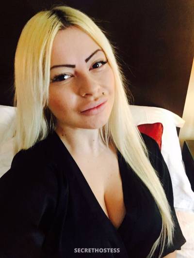 29 Year Old Romanian Escort Dubai Blonde - Image 6