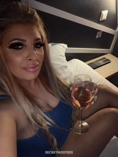 30 Year Old Escort Dubai Blonde - Image 6