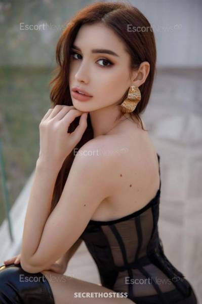 22 year old European Escort in London Camille, Agency Model