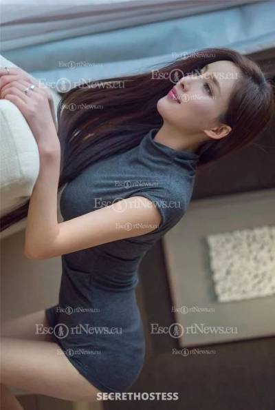 22 Year Old Asian Escort Manama - Image 1