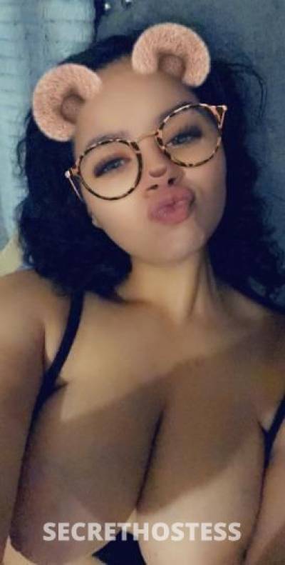 Horny Queen Available For Hookup Are you tired of the same  in Danville VA