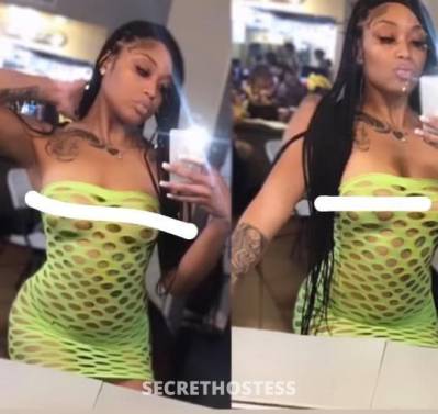 22 year old Escort in Seattle WA Pretty Exotic Pleaser