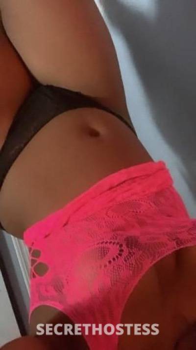 19 Year Old Escort Seattle WA - Image 2