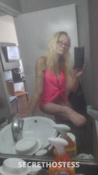 Tina 53Yrs Old Escort Wichita KS Image - 4