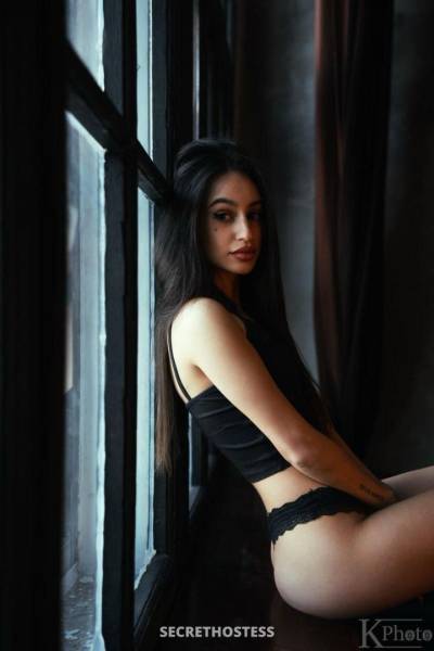 21Yrs Old Escort 165CM Tall Dubai Image - 4