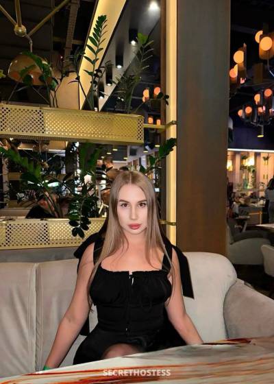 23 Year Old Ukrainian Escort Dubai Blonde - Image 1