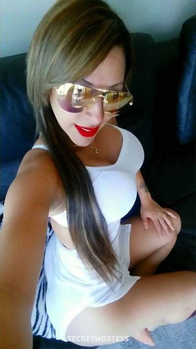 29 Year Old Caucasian Escort Dubai Blonde - Image 2