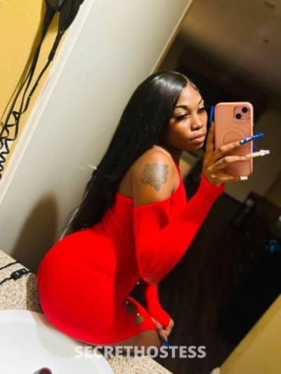 24 year old Escort in Bakersfield CA INCALLS &amp; OUTCALLS!!!!!! . Petite Ebony Ready to 