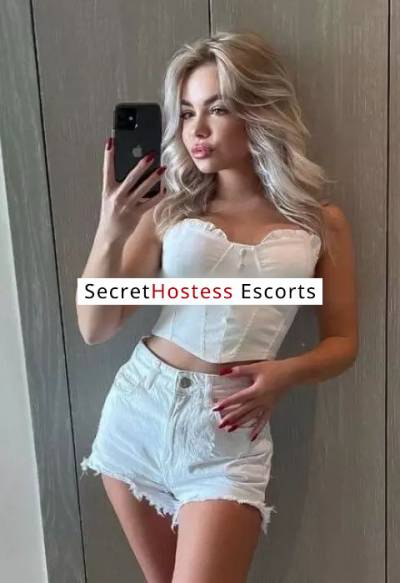 18Yrs Old Escort 51KG 167CM Tall Dubai Image - 4