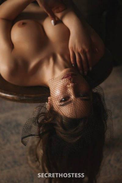 23 year old Escort in Dubai Buffy