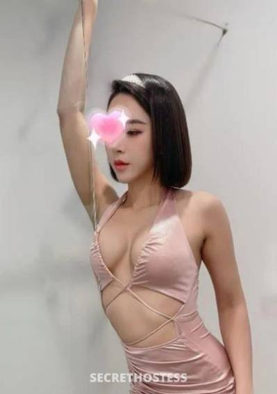 sweet viet lady to melt you away in Sydney