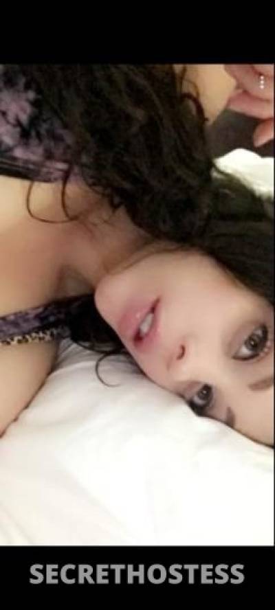 25 year old Escort in Tucson AZ Beautiful brunette all Natural