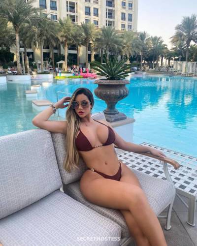 24 Year Old American Escort Dubai Blonde - Image 1