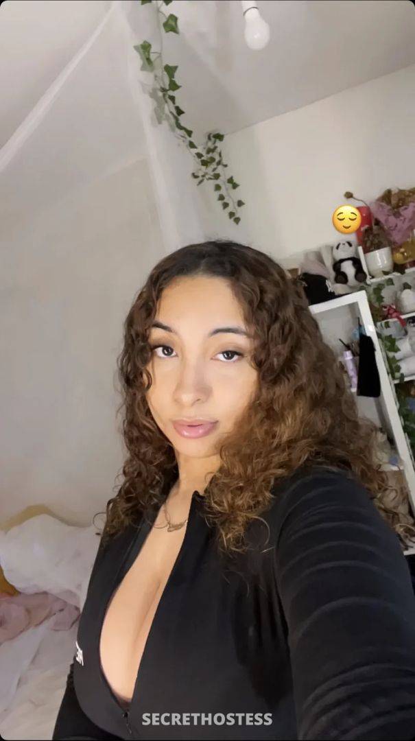 &nbsp; hazelnora250 23Yrs Old Escort Charlottesville VA Image - 0