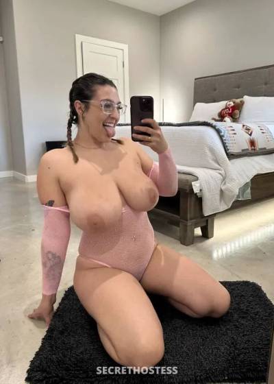 29 year old Escort in Chesapeake VA xxxx-xxx-xxx I’m Madonna Williams and am available at your