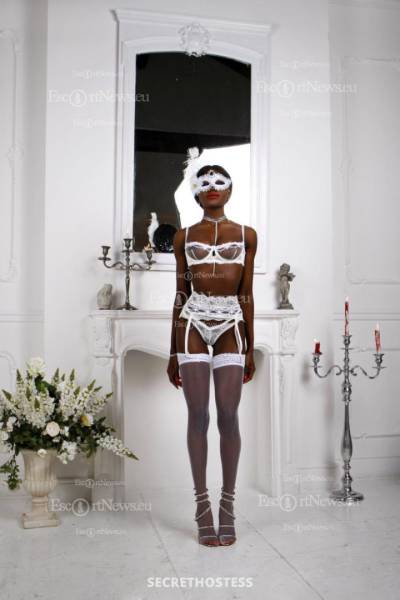25 year old Escort in Rome Angel , Independent Model