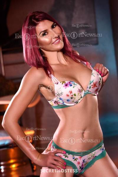 Christina 32Yrs Old Escort 45KG 166CM Tall Windsor Image - 1