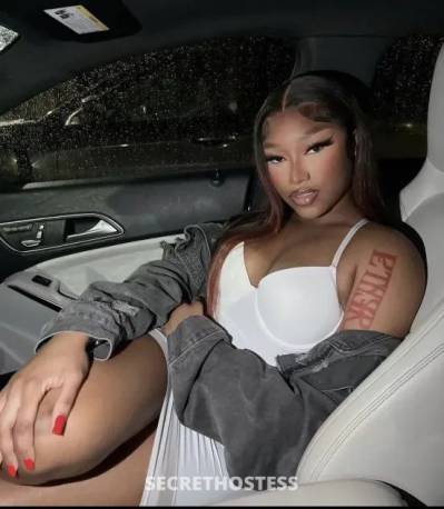 23 year old Escort in St. Louis MO xxxx-xxx-xxx Thick Curvy Jamaican