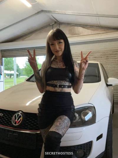 25 year old Escort in Iowa City IA xxxx-xxx-xxx LOOKING FOR COMPANIONSHIP? IM AVAILABLE FOR 