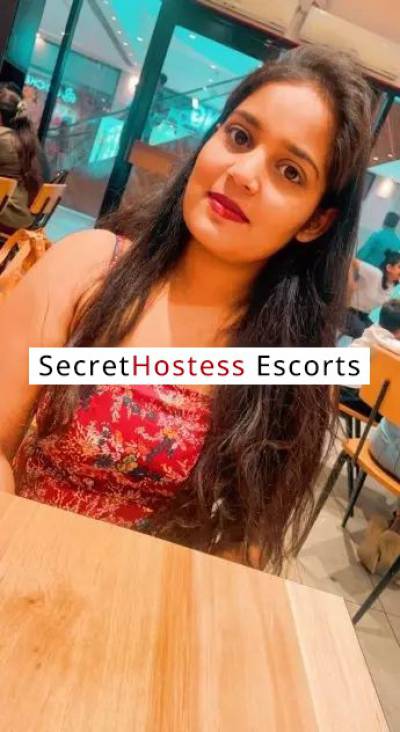 Indian hot girl available in Los Angeles CA
